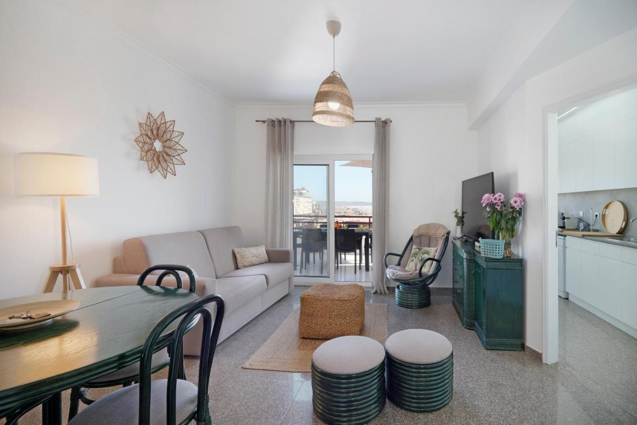 Costa Beach Apartment By The Portuguese Butler 코스타 다 카파리카 외부 사진