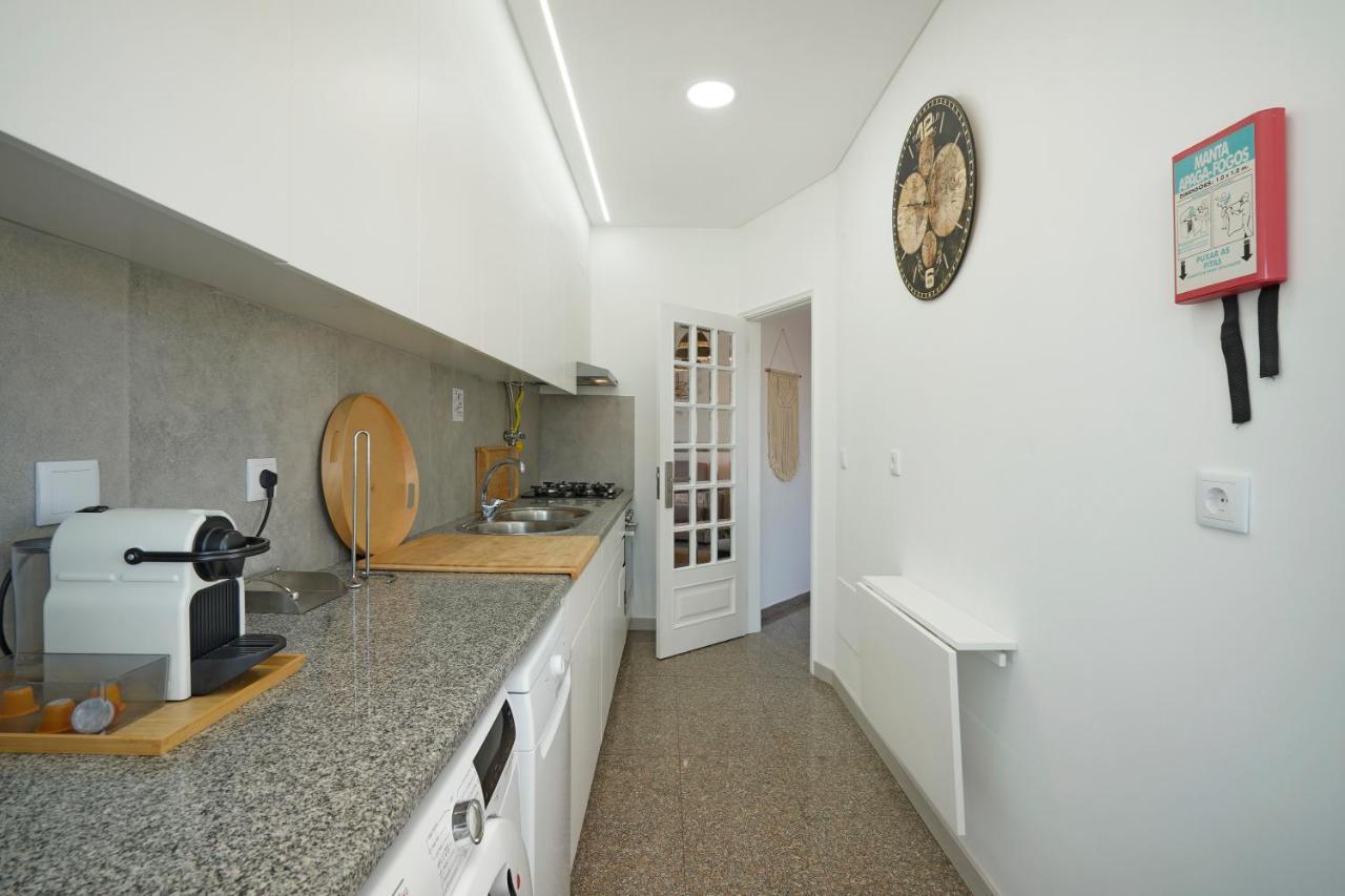 Costa Beach Apartment By The Portuguese Butler 코스타 다 카파리카 외부 사진